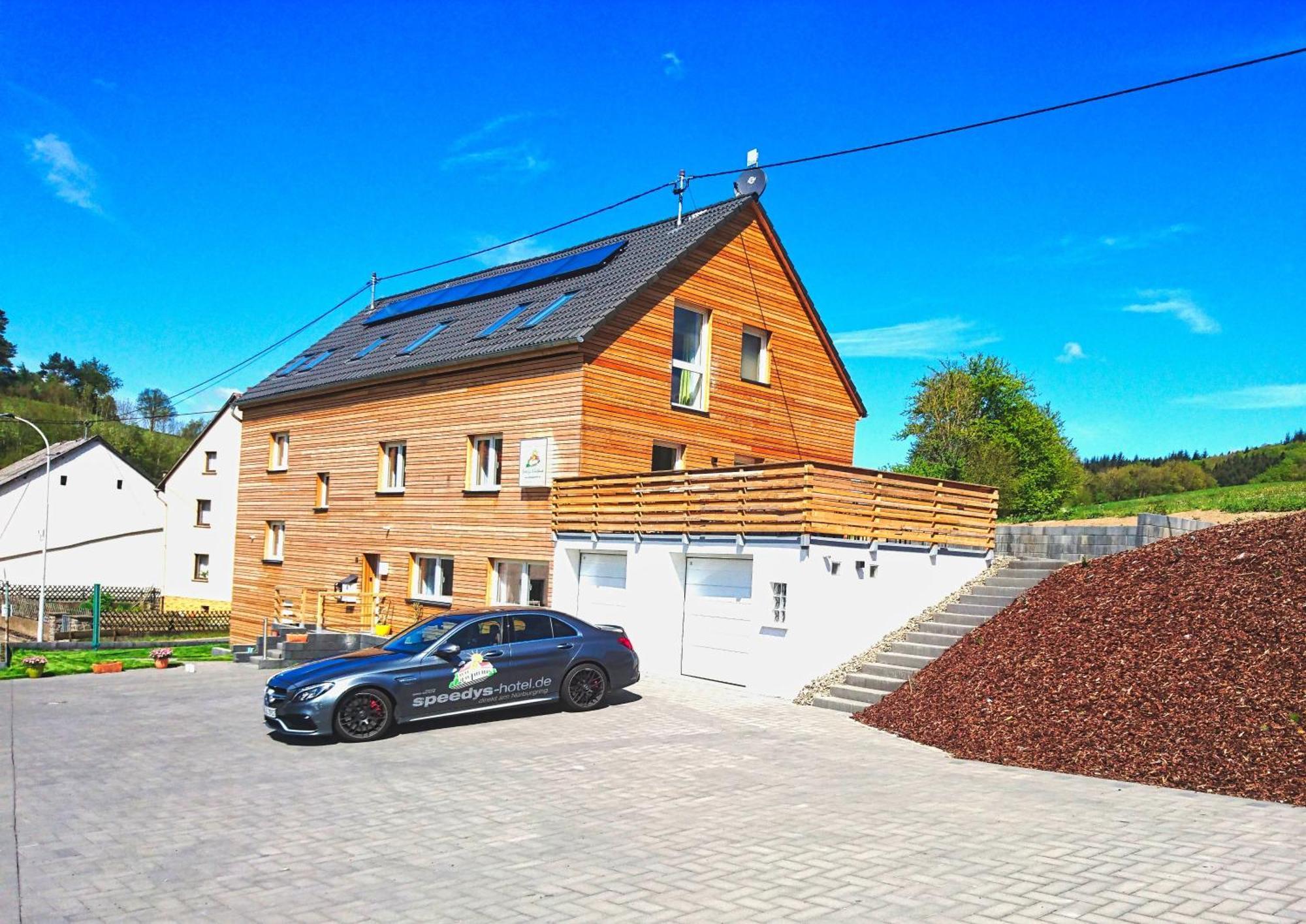 Speedys Apartments Am Bruennchen Herresbach Esterno foto